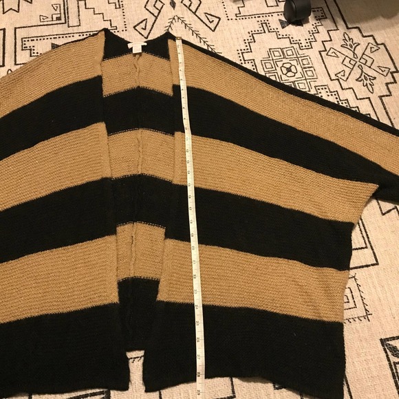 Chico’s striped shrug size 2 (large) - Picture 3 of 5